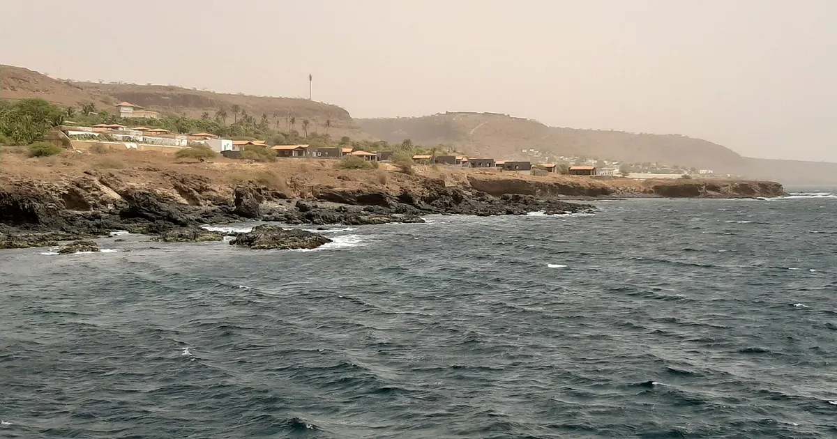 サンティアゴ島にある世界遺産シダーデ・ヴェーリャの海岸風景