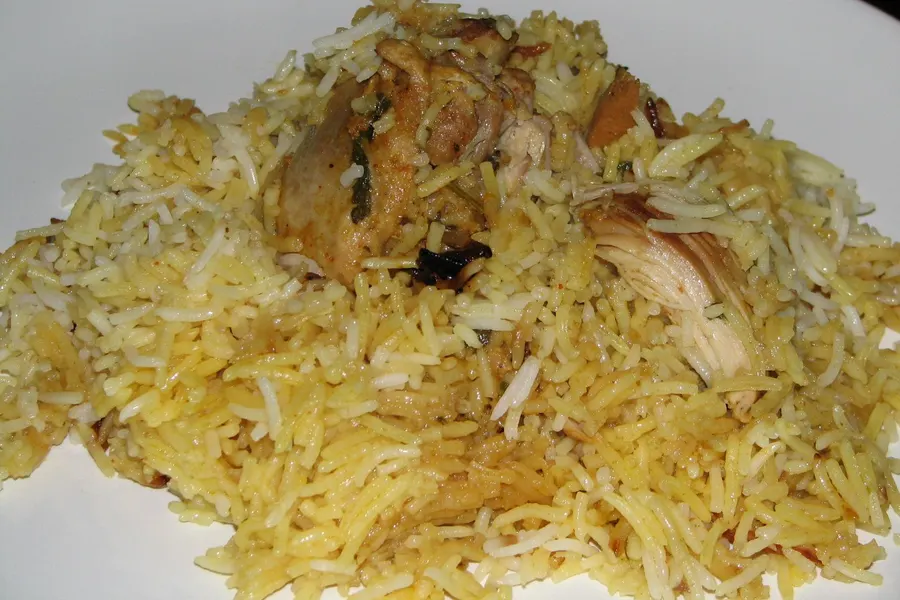 インドの炊き込みご飯ビリヤニ